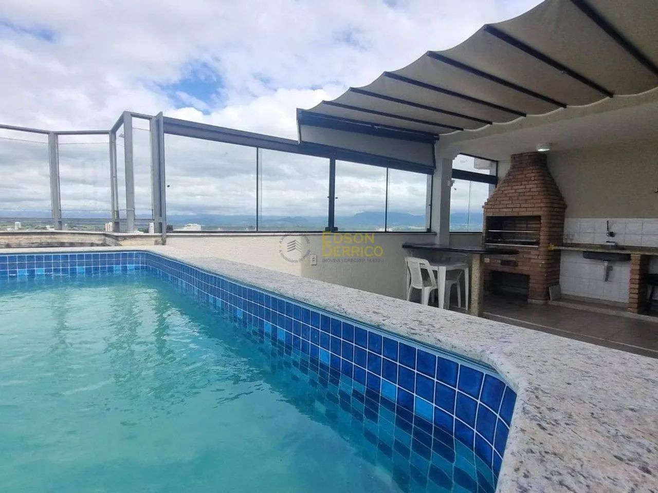 Duplex com 3 quartos, Centro - Pindamonhangaba