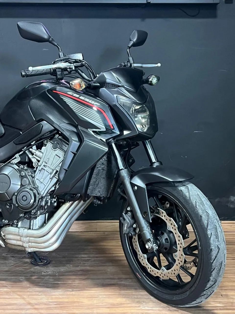 HONDA CB650F 2015 - Foto 3