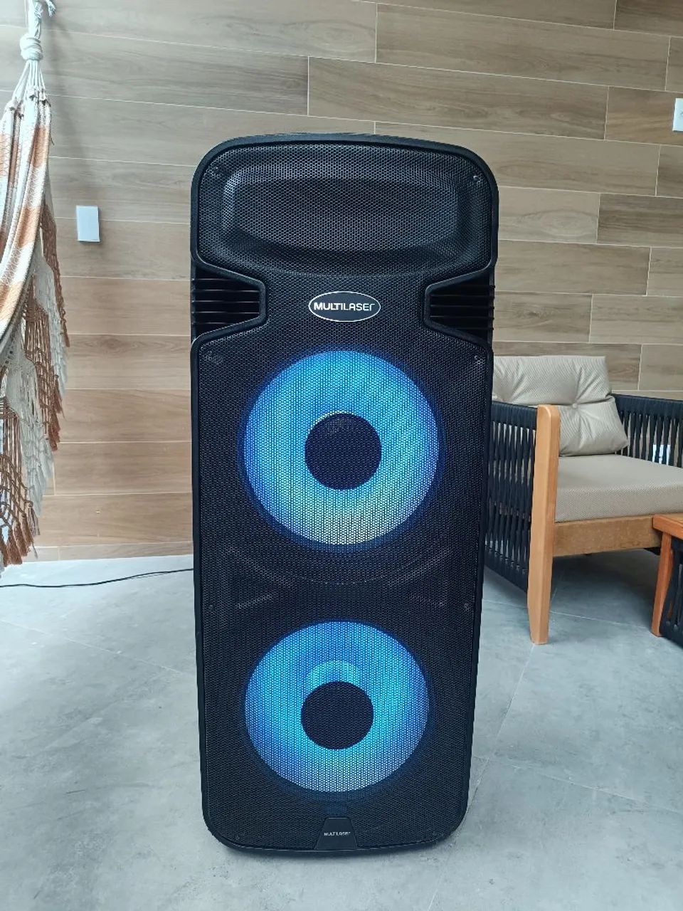 Vendo caixa som Multilaser 3500w