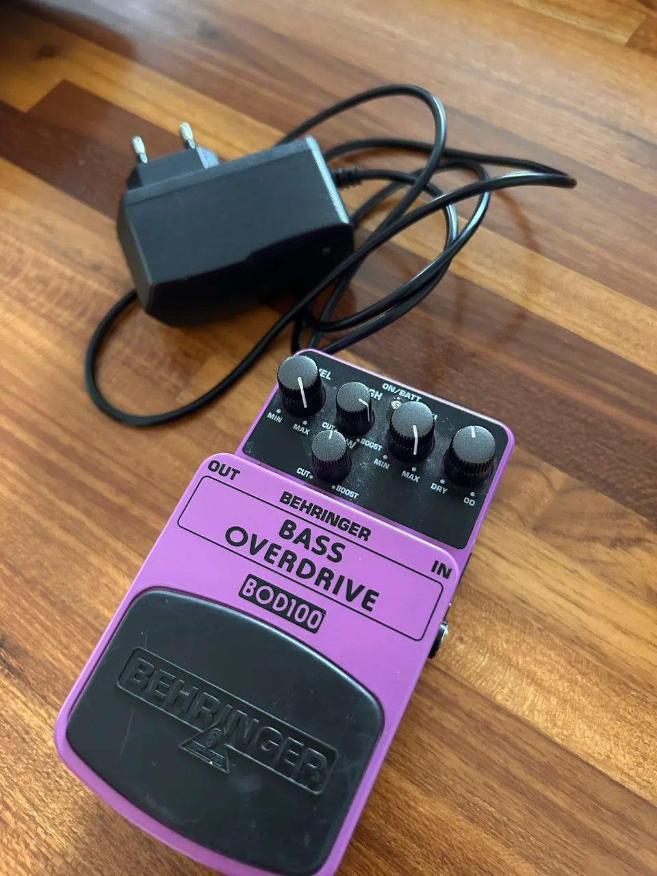 Pedal Para Baixo Behringer BOD100  - Foto 3
