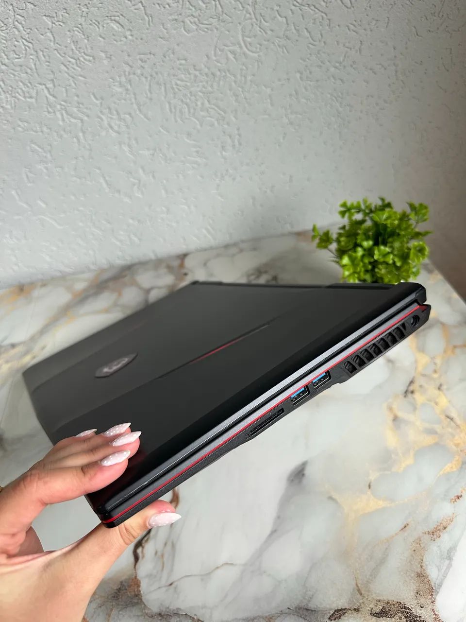 Notebook Gamer MSI GL63 9SEK - Foto 4