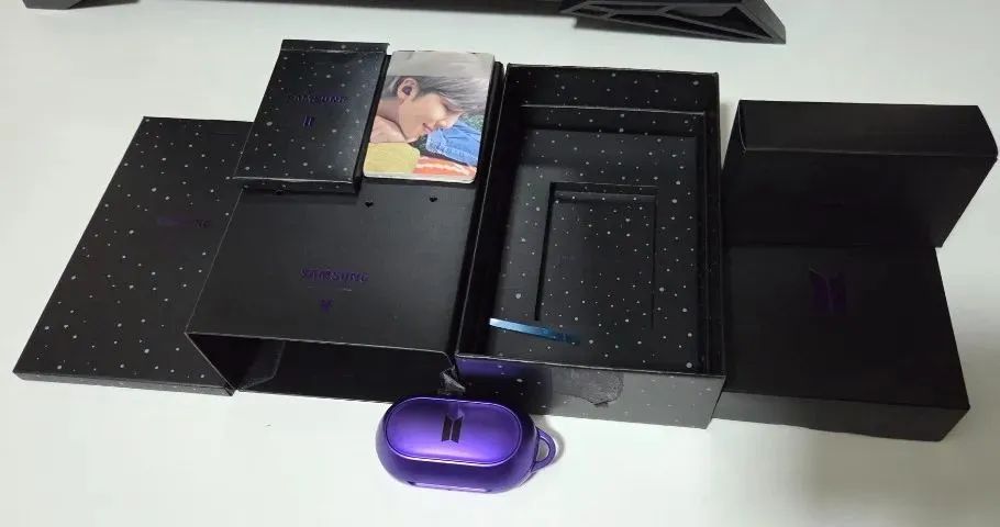 Fone de ouvido Galaxy Buds+ BTS Edition - Foto 2