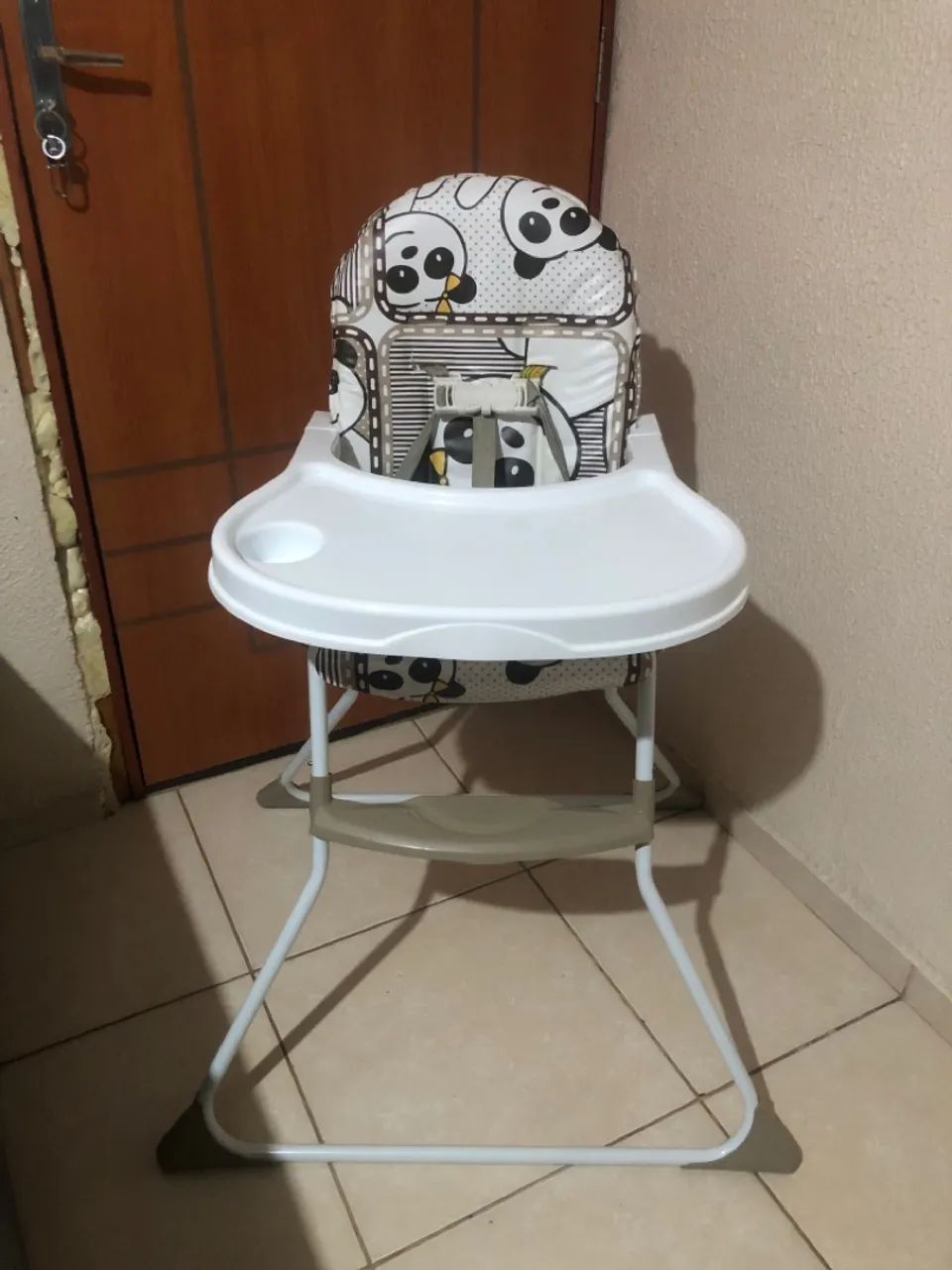 Cadeira de alimentação bebê 
