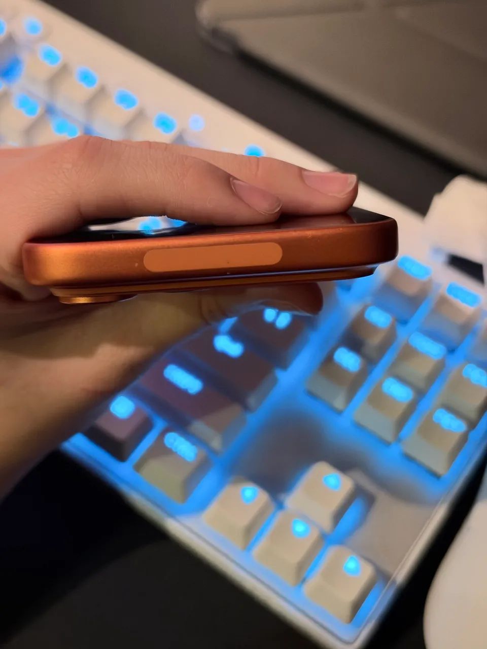 iPhone 17 pro max laranja - Foto 3