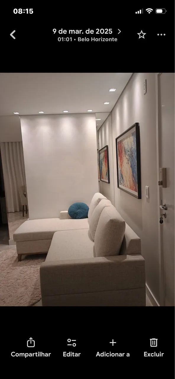 Sofá com chaise 