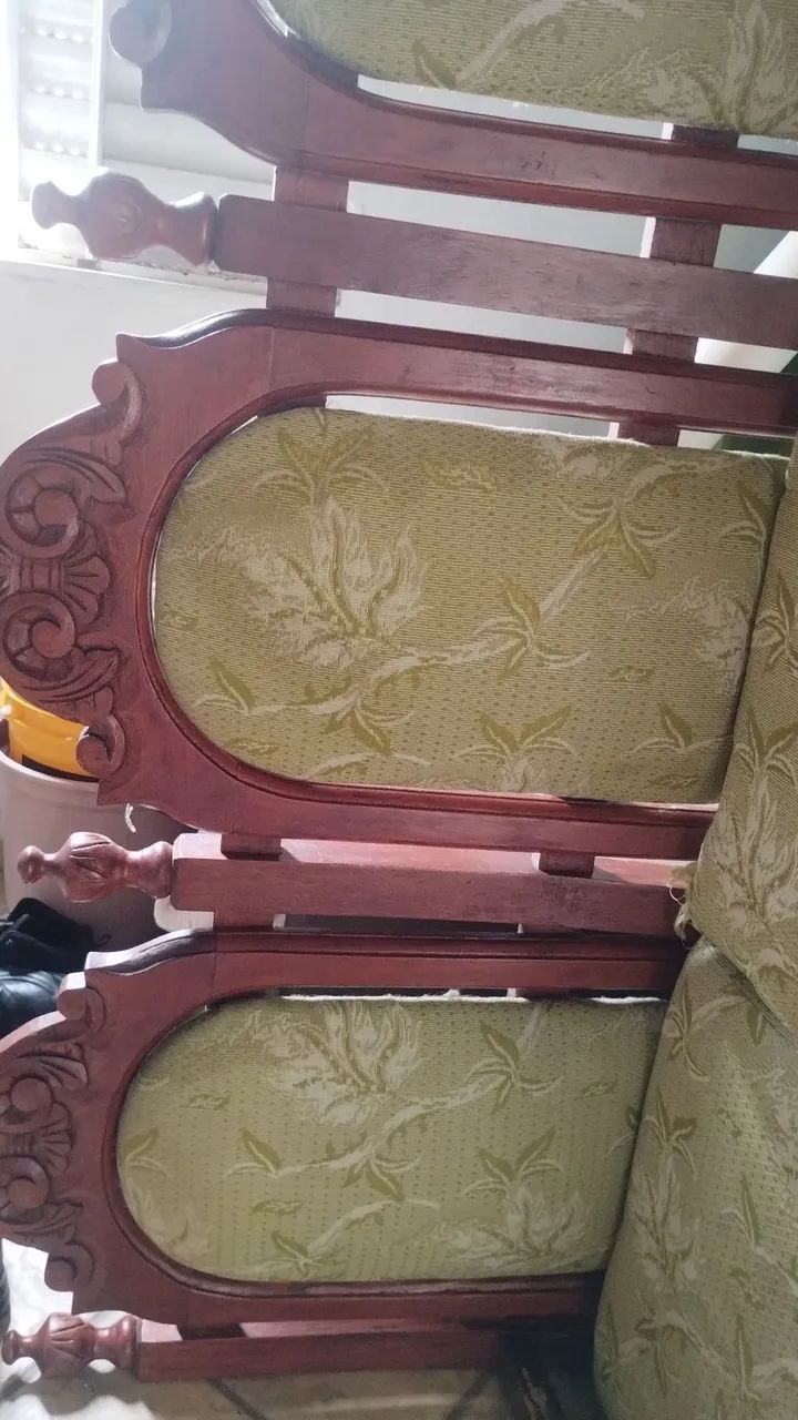 Sofá de madeira  65746288452611120