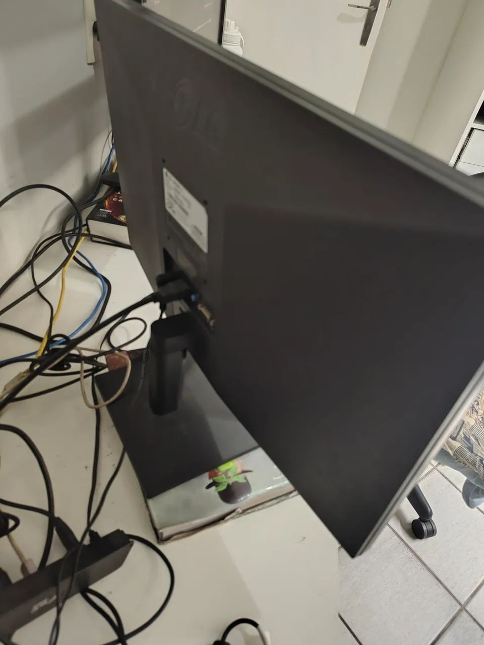Monitor LG 21,5 Polegadas 22MK400H-B - Foto 4