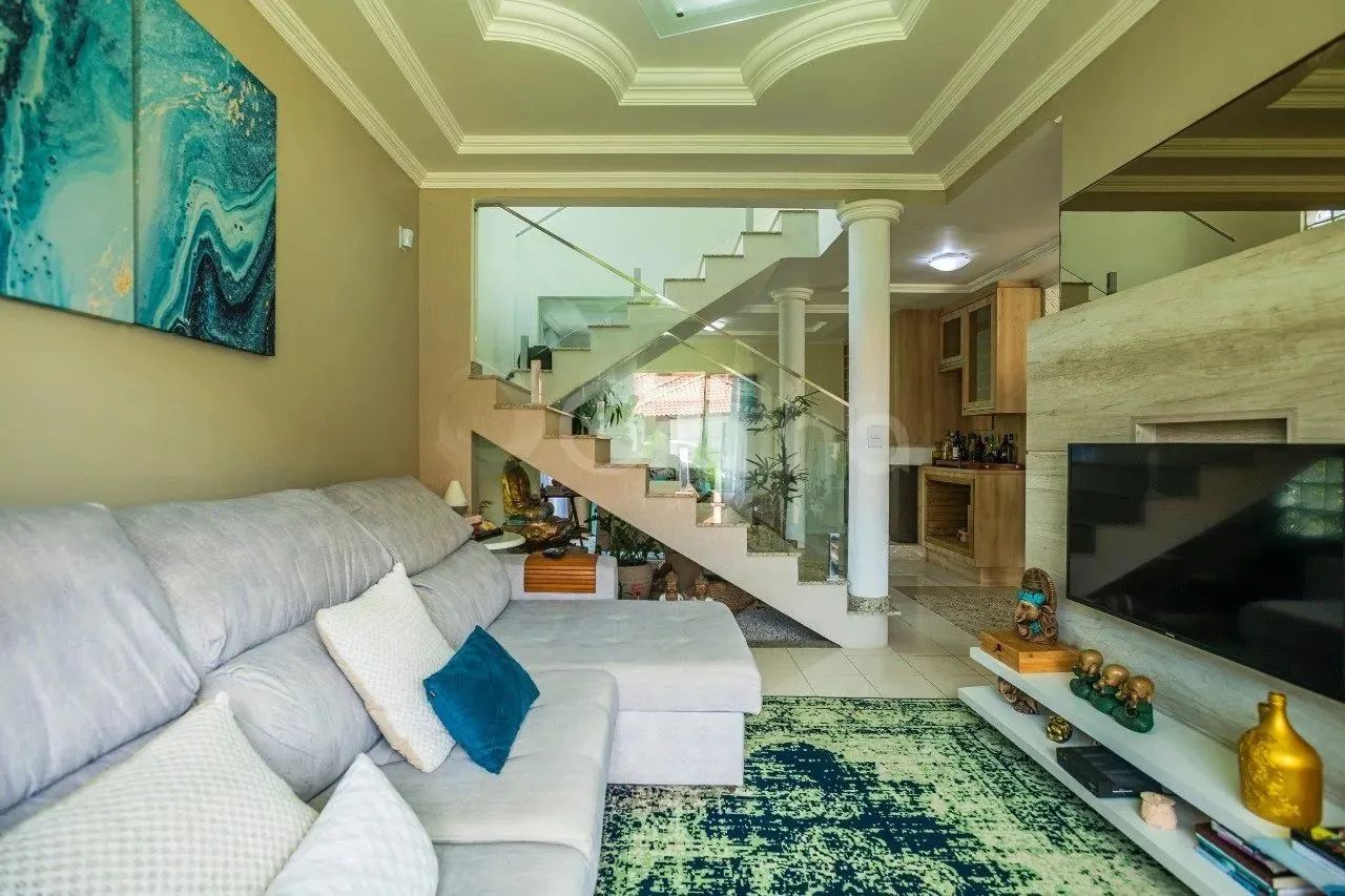 Casa de 355m² com 4 quartos sendo 1 suíte no Morro das Pedras - Foto 5
