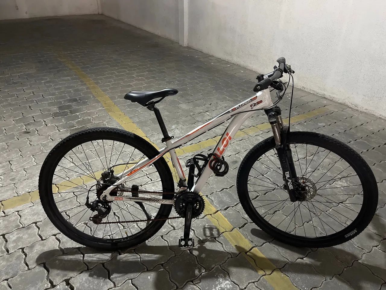 Bicicleta Caloi Explorer 10