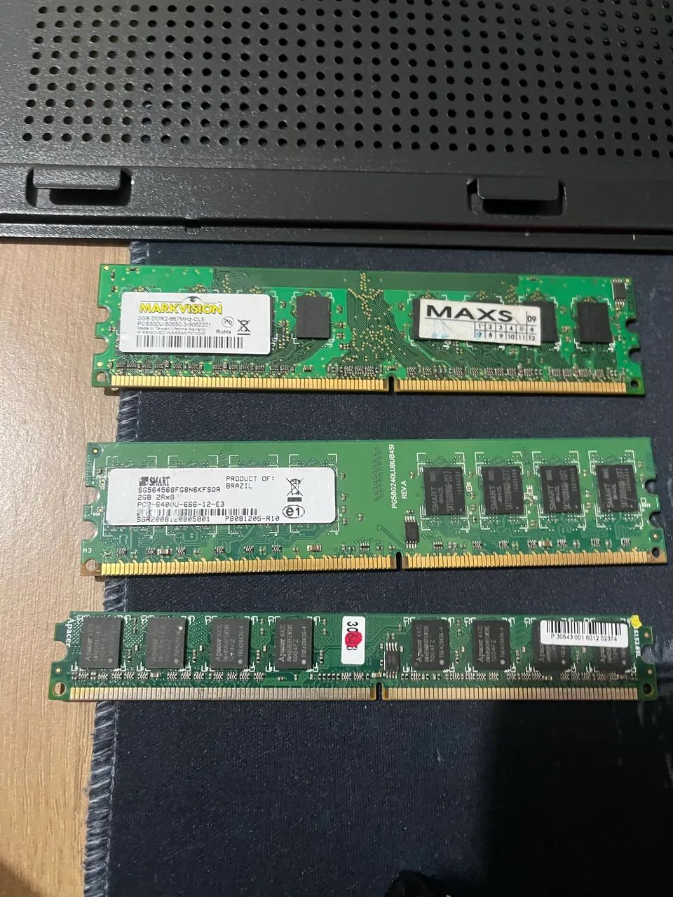 CONJUNTO DE 5 MEMÓRIA RAM DR3 + DDR2 