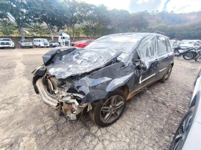 Fiat Stilo Dualogic 1.8 Blackmotion Flex 8V 2010 - Foto 2