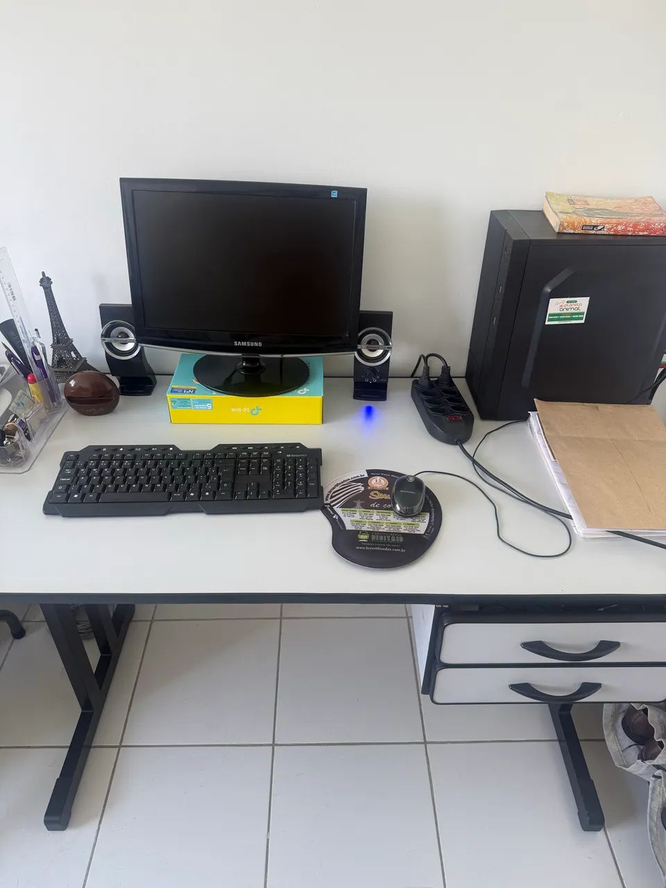 Mesa escritório, com gaveta (1,20 X 0,60 cm) - Foto 2