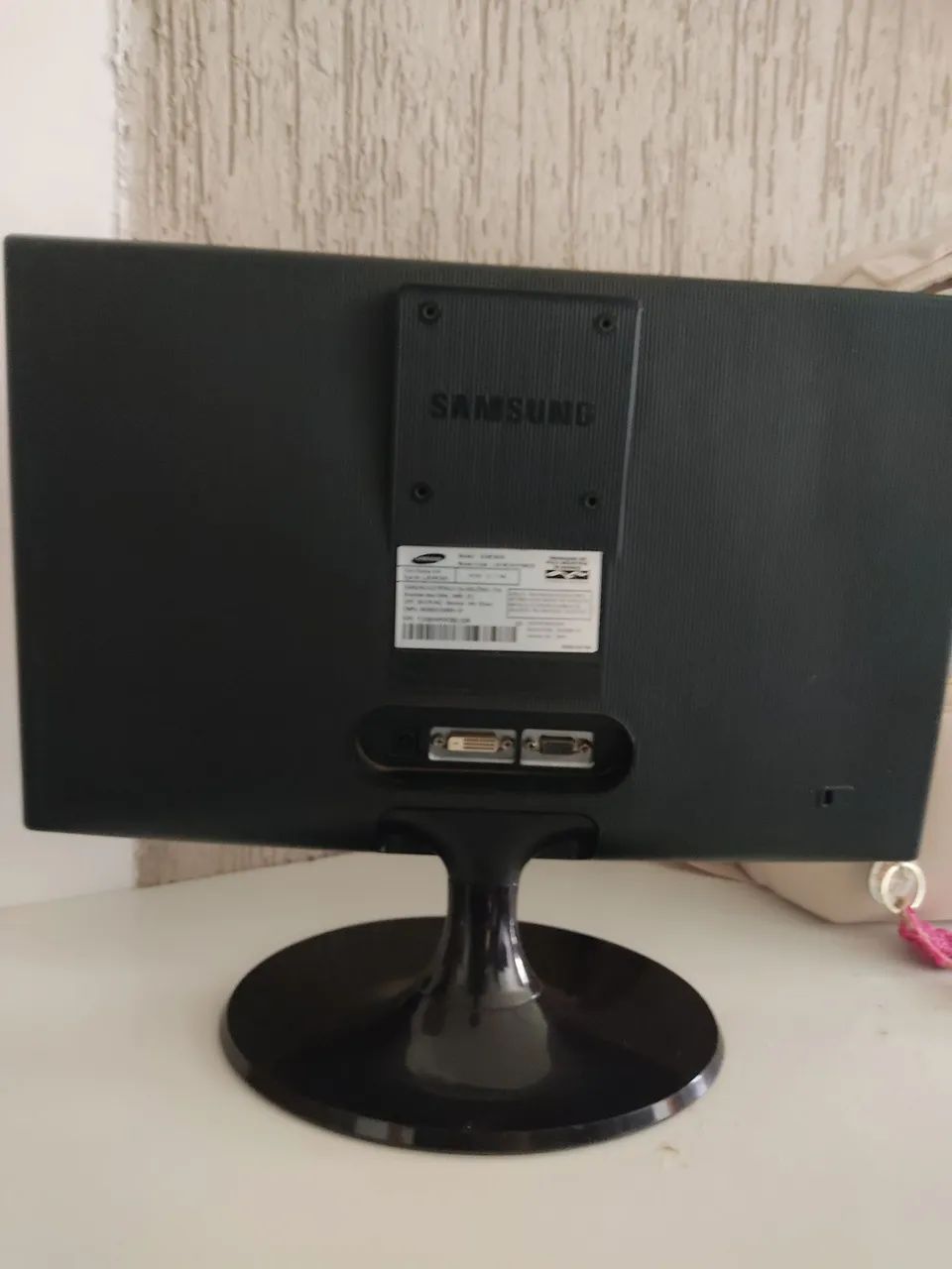 Monitor Samsung 18.5  - Foto 3