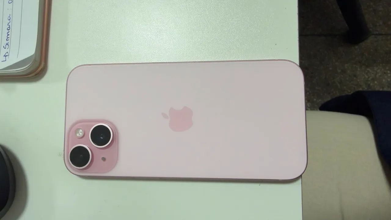 iPhone 15 rosa
