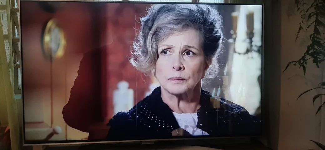 smart lg 4k de 55pol. completa funciona perfeita ( minimo detale ) - Foto 3