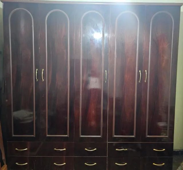 Armário de quarto 5 portas em MDF