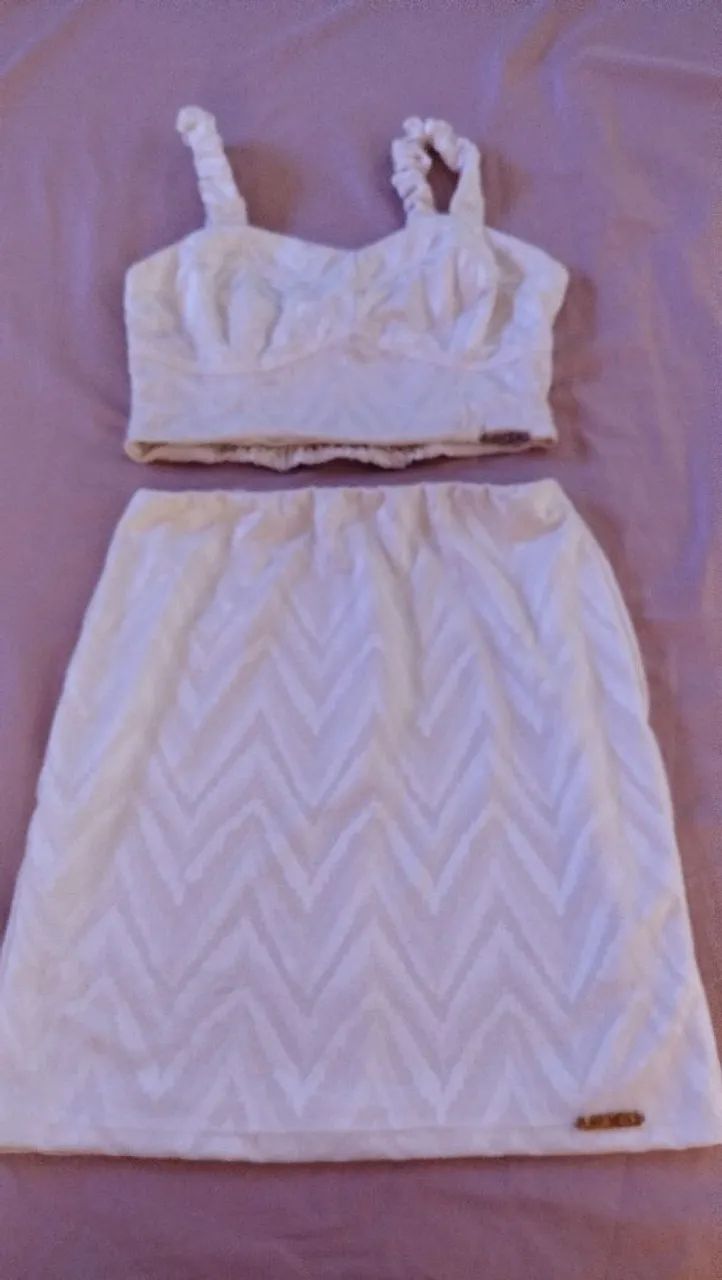 Conjunto da Planet girls veste até 42 