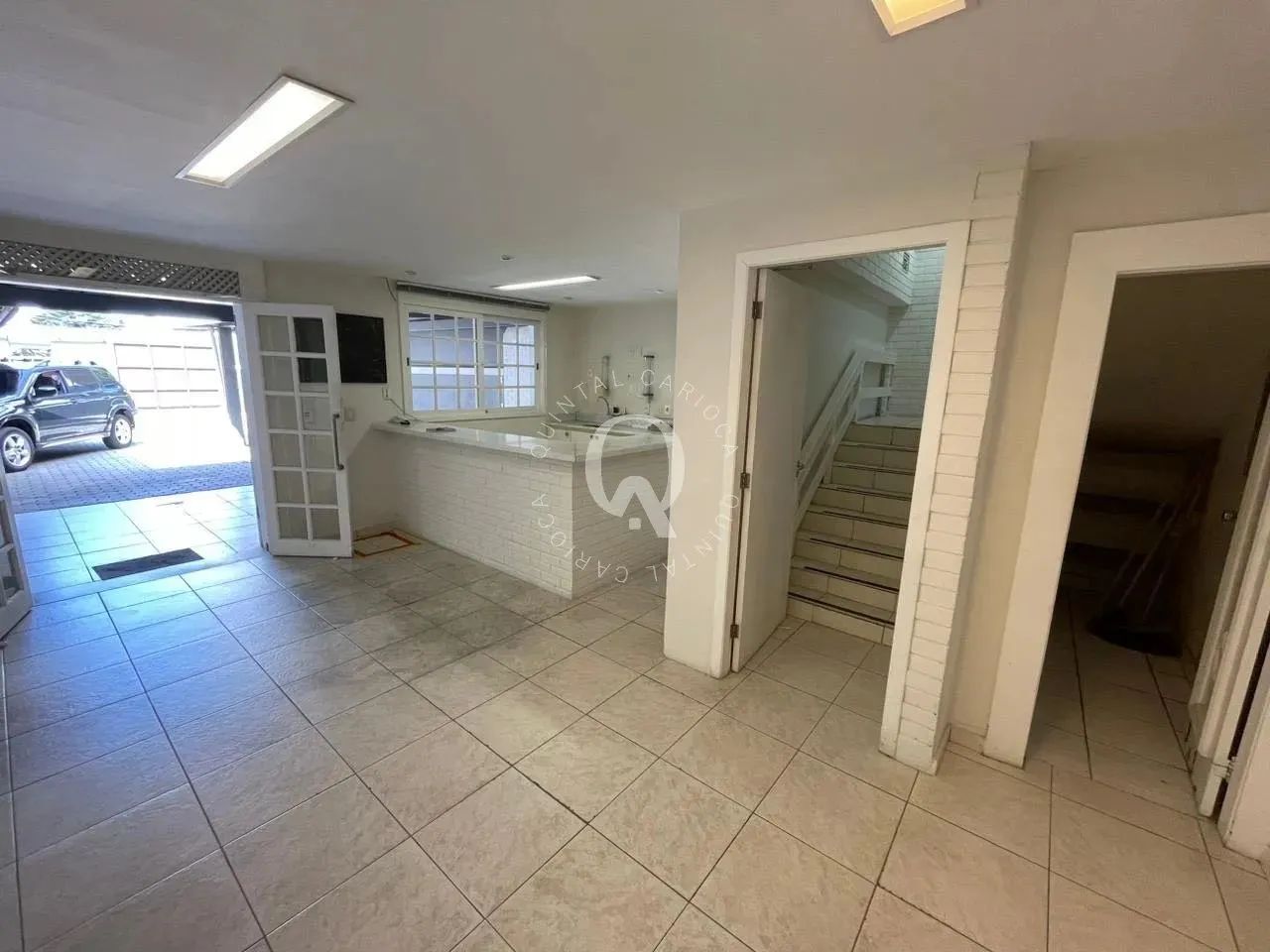 Espaçosa Casa Comercial na Barra da Tijuca