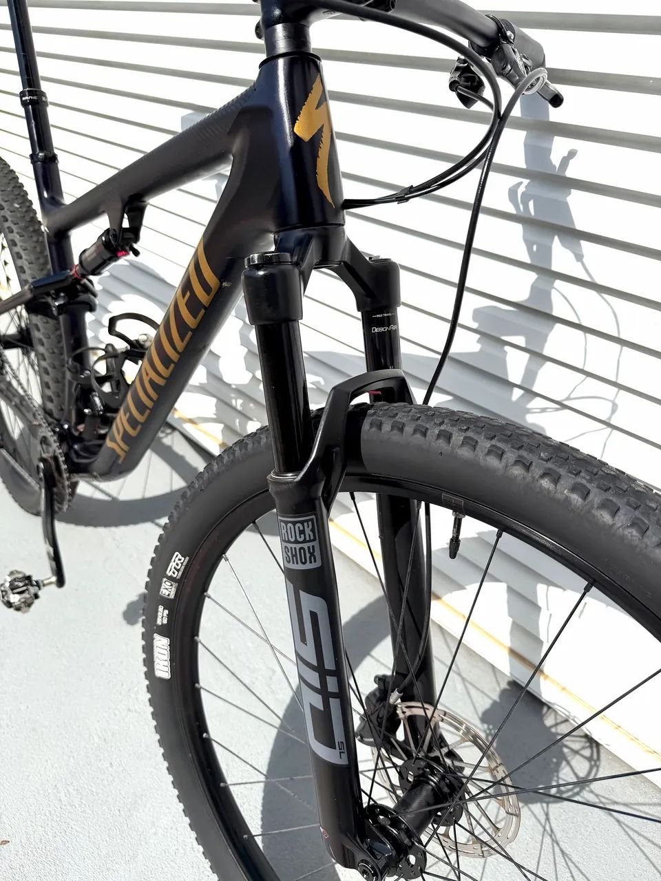 Bicicleta Specialized Epic Comp Carbon