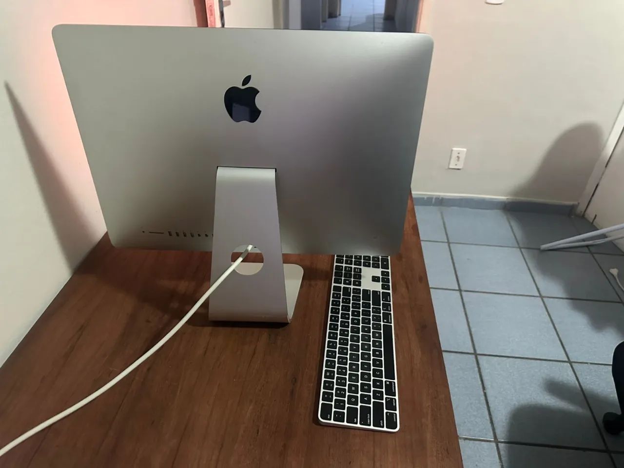 Kit Apple Sem Fio ? Magic Keyboard + Magic Mouse - Periféricos e