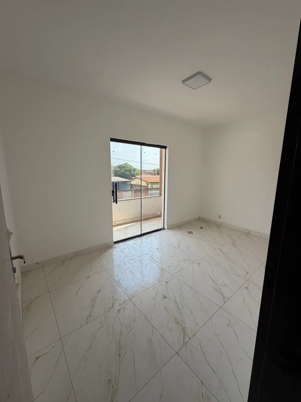 Alugo apartamento com varanda  - Foto 2
