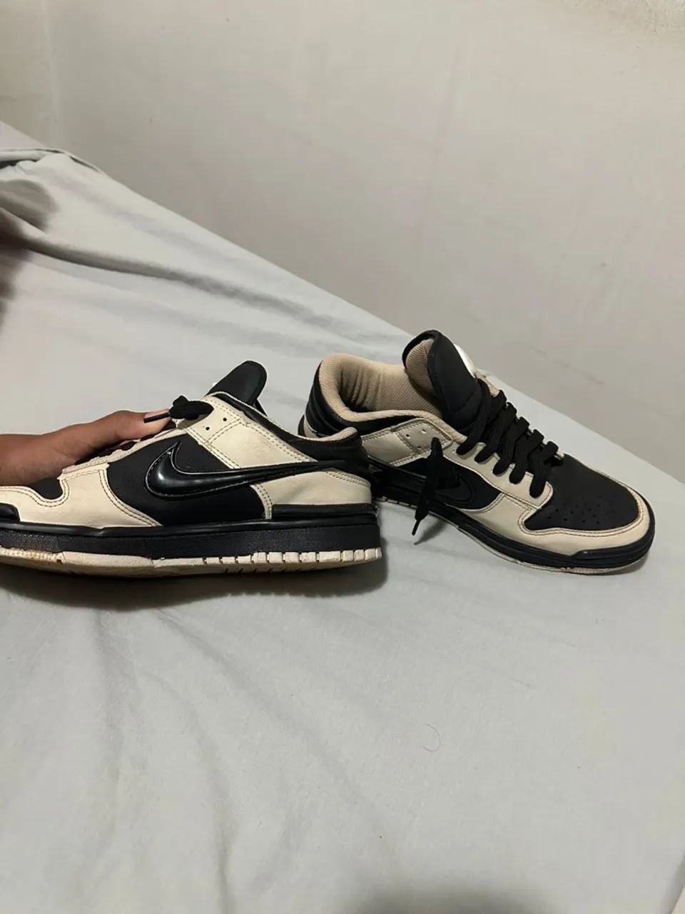 Nike Twist Preto e Bege