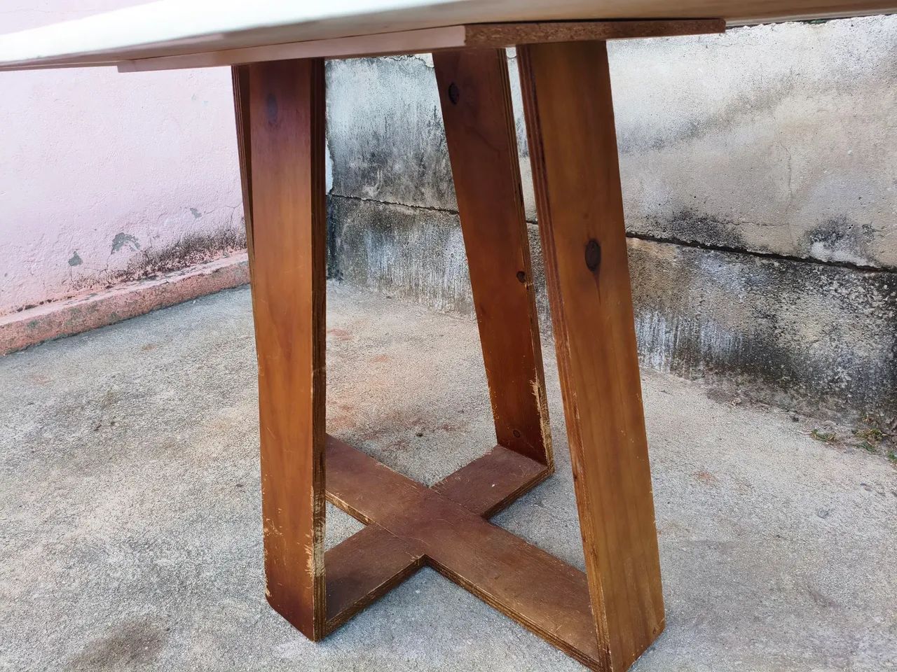 Mesa de madeira de 6 lugares com base solta  - Foto 5