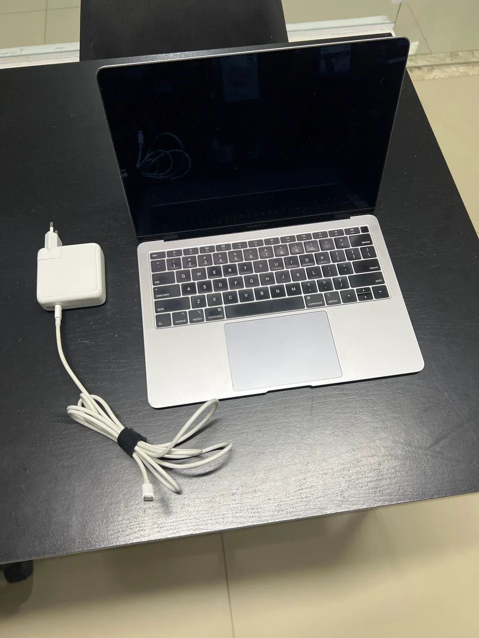MacBook oportunidade A1932 - Foto 3