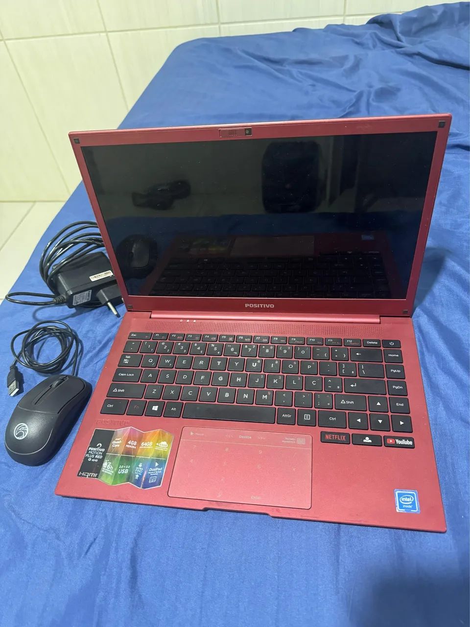 NOTEBOOK  POSITIVO MOTION RED