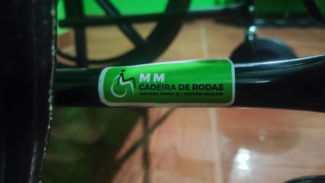 Cadeira de rodas - Foto 5