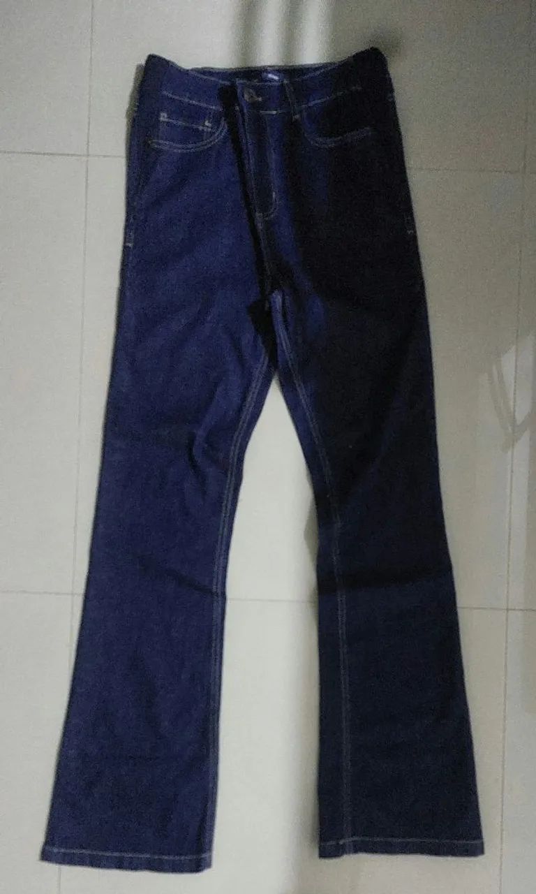 Calça Jeans Bootcut 42