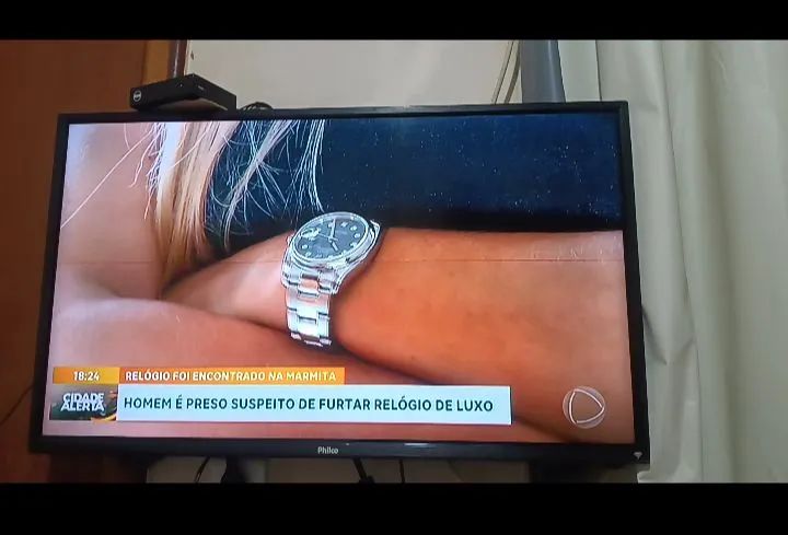 Tv Philco 32 led funcionando leia o anúncio 