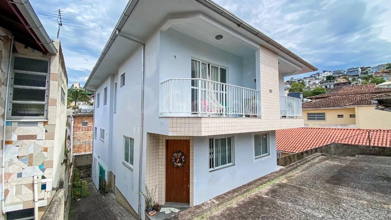 Casa de 253m² com 8 quartos na Trindade - Foto 2