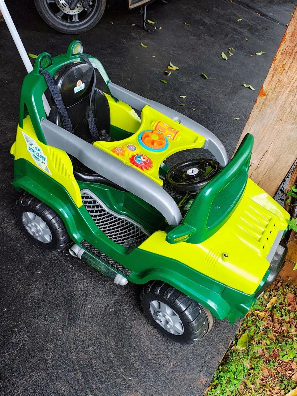 Jeep infantil 