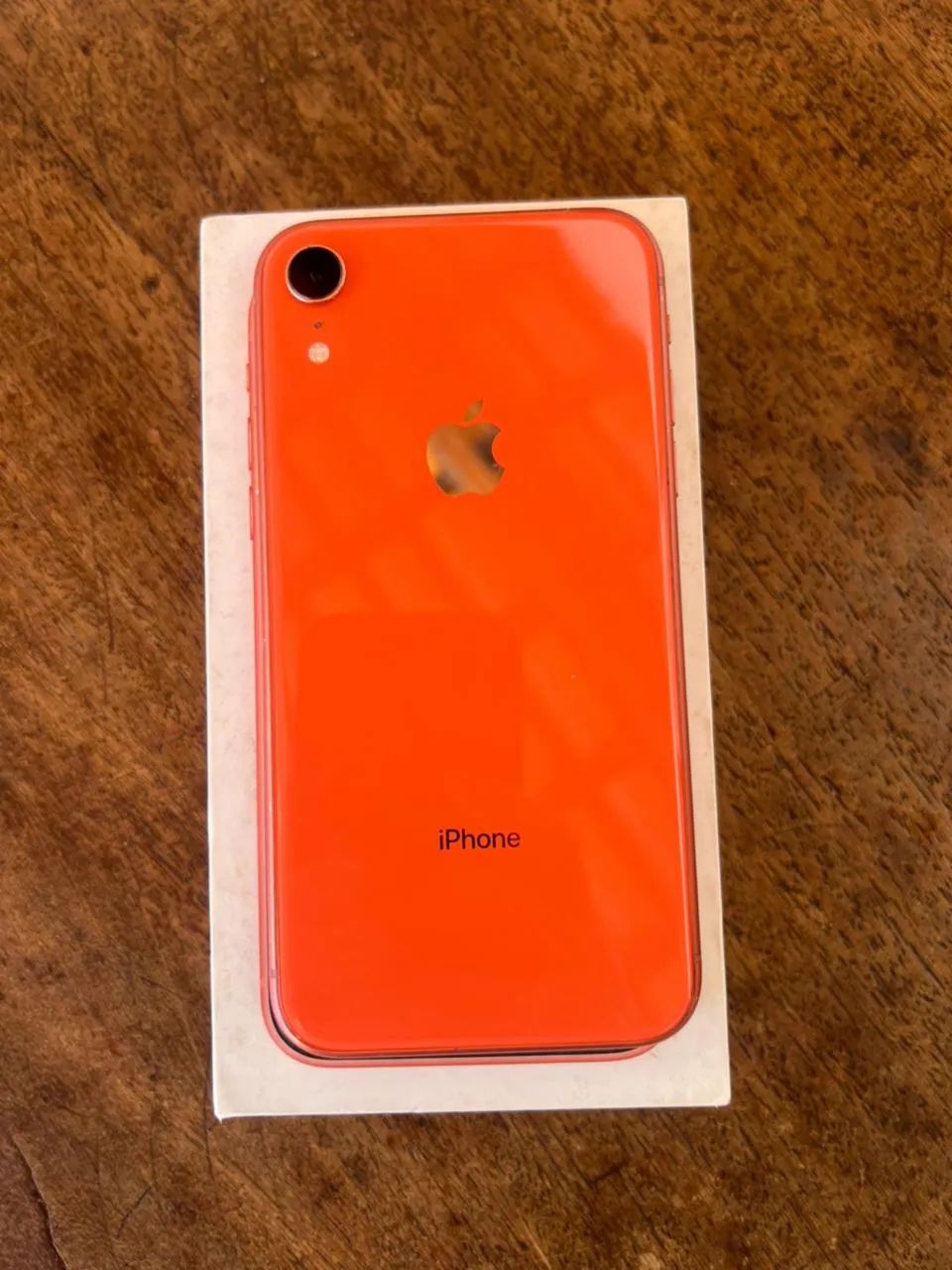iPhone XR Coral 64GB - Foto 3