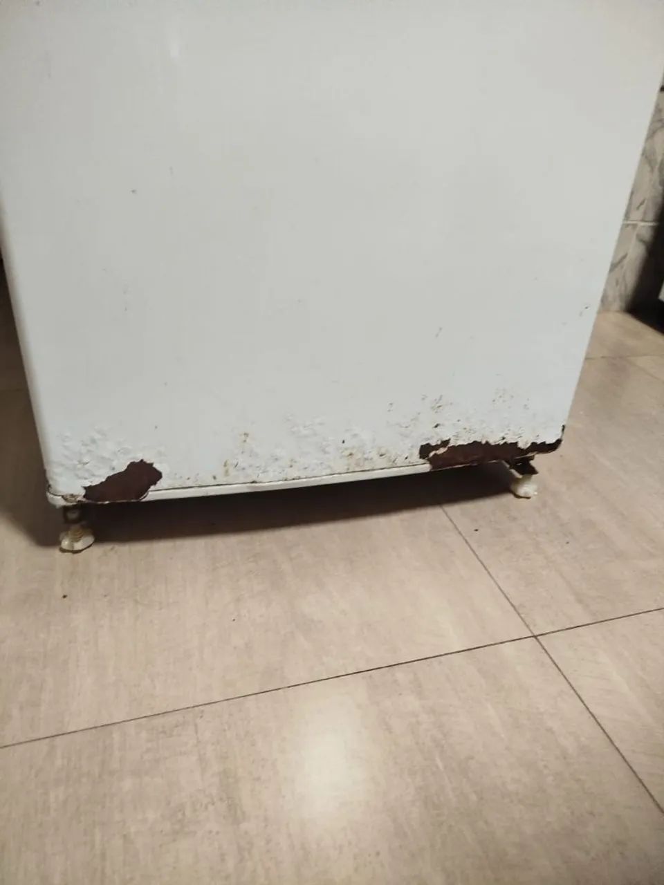 VENDE SE GELADEIRA DAKO USADA  - Foto 2