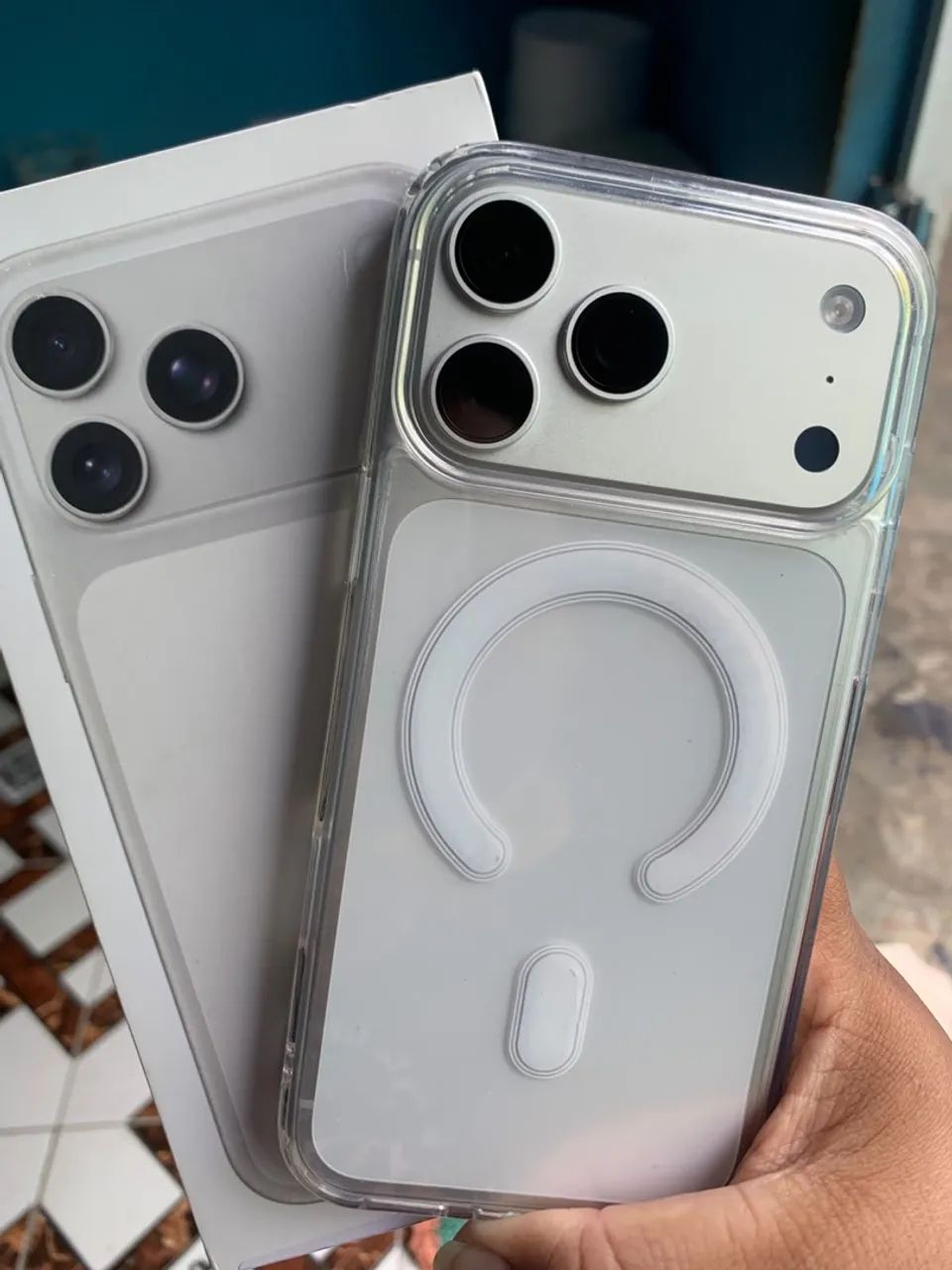 Vendo ou Troco com volta  iPhone 17 pro 256 novo leia anúncio  - Foto 4