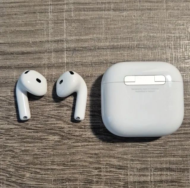 AirPods 4 com ANC cancelamento de ruído Apple - Fones de Ouvido