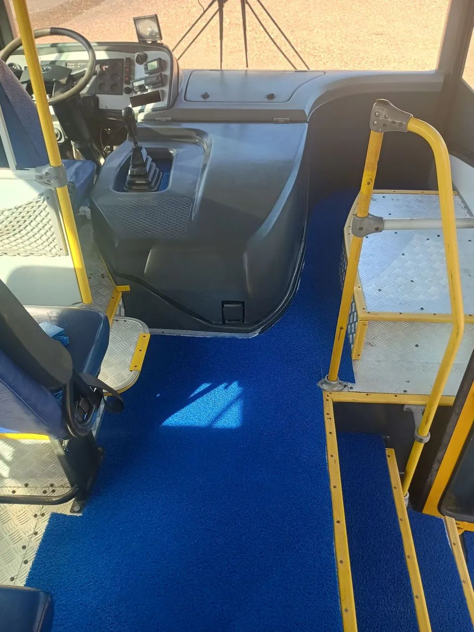 Ônibus escolar  - Foto 3