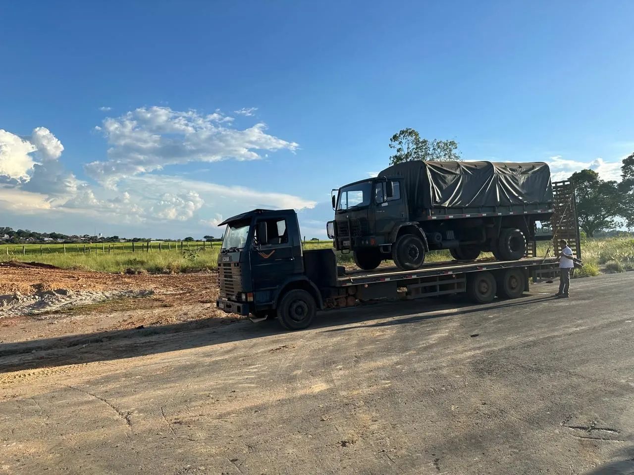 Scania 113 plataforma fixa