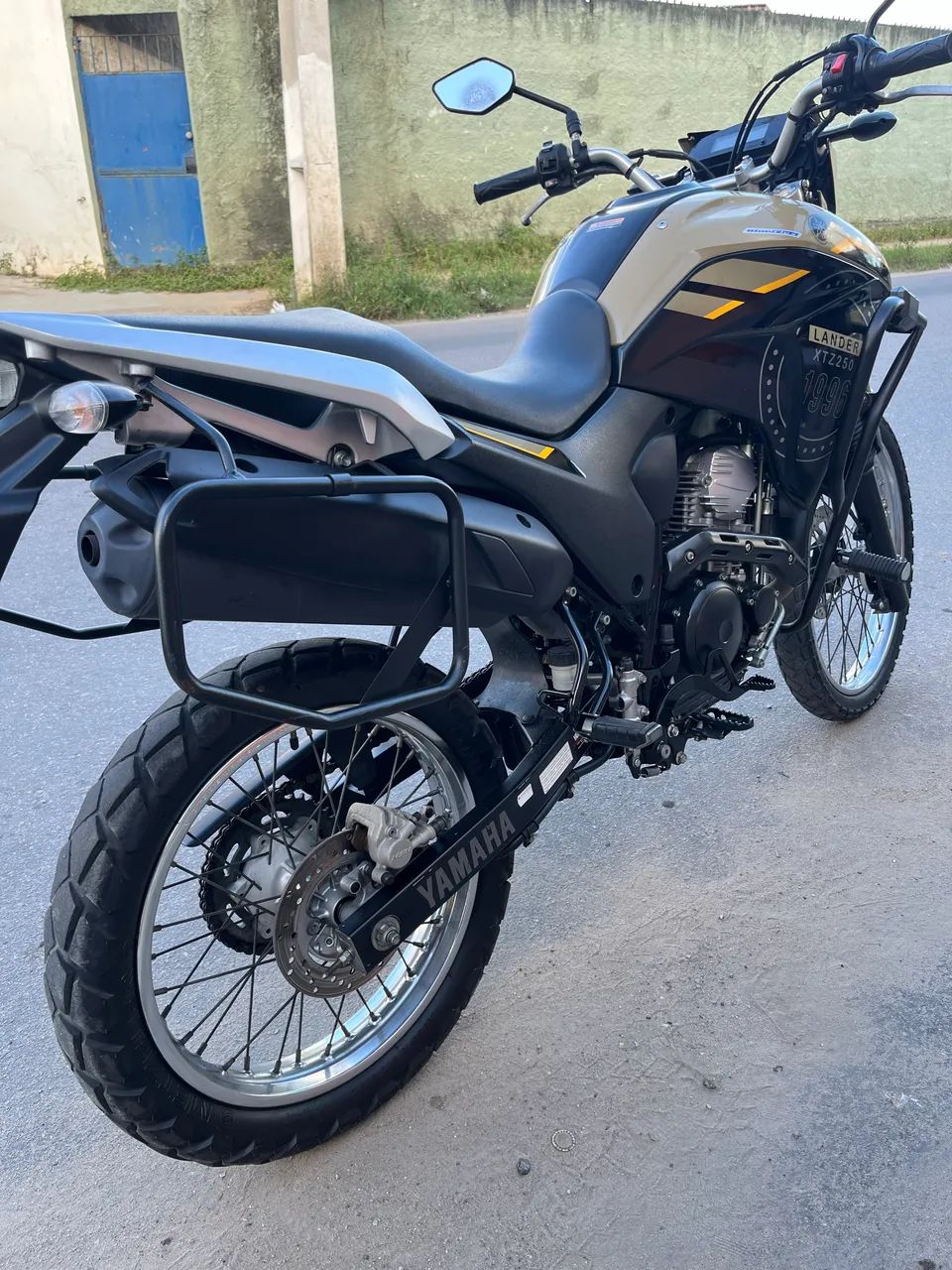 Lander 250 - 2023 - Foto 3