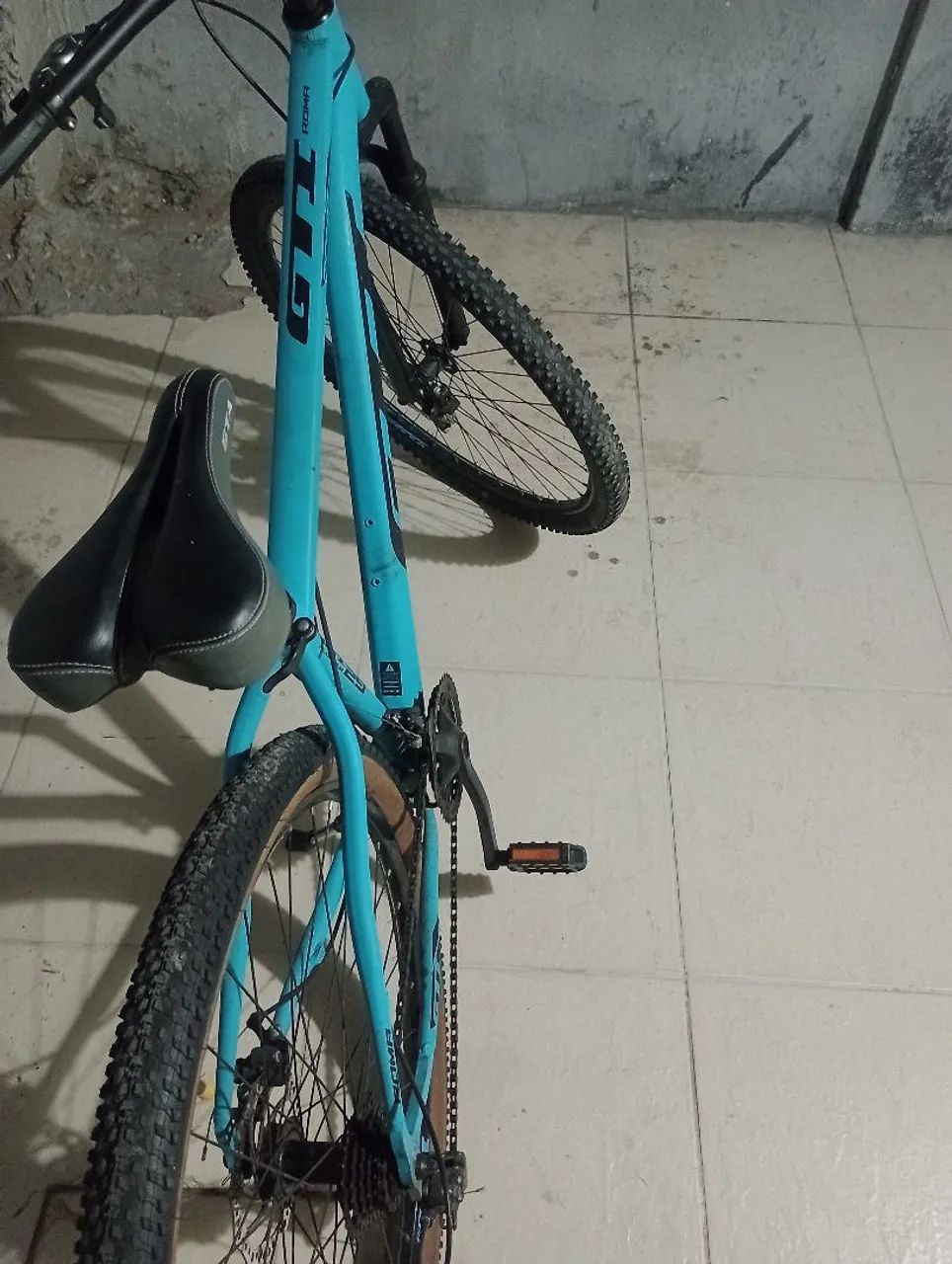 Bicicleta GTI aro 29 com nota em maos - Foto 3
