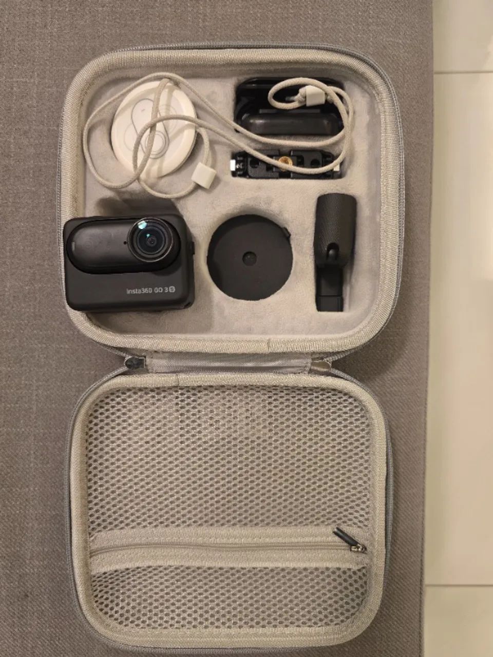 Insta360 GO 3S - 128gb 4K Black edition - com caixa original