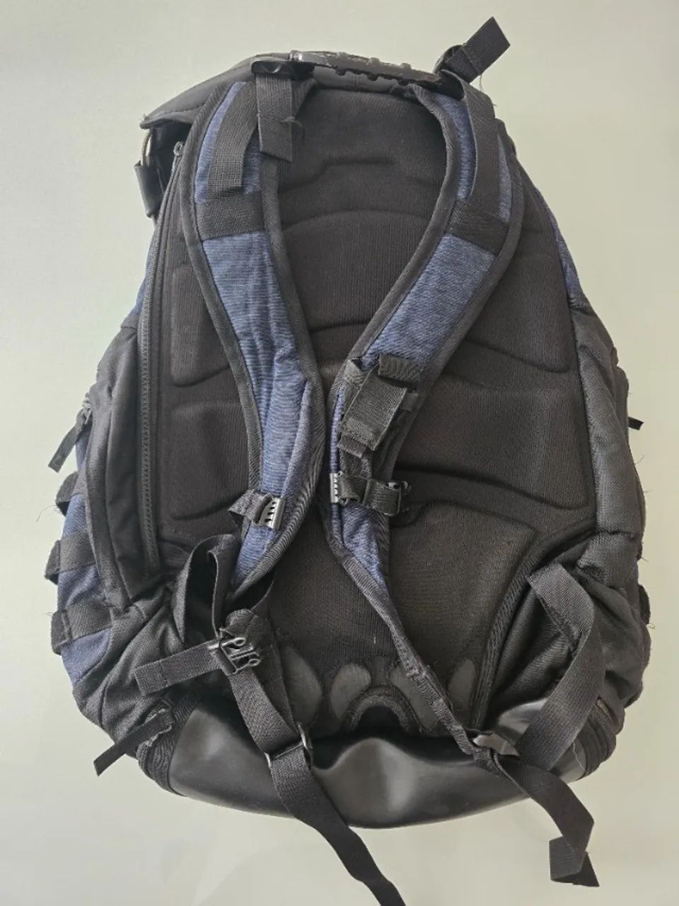 Mochila Oakley Kitchen Sink original, comprada em Miami ? - Foto 4