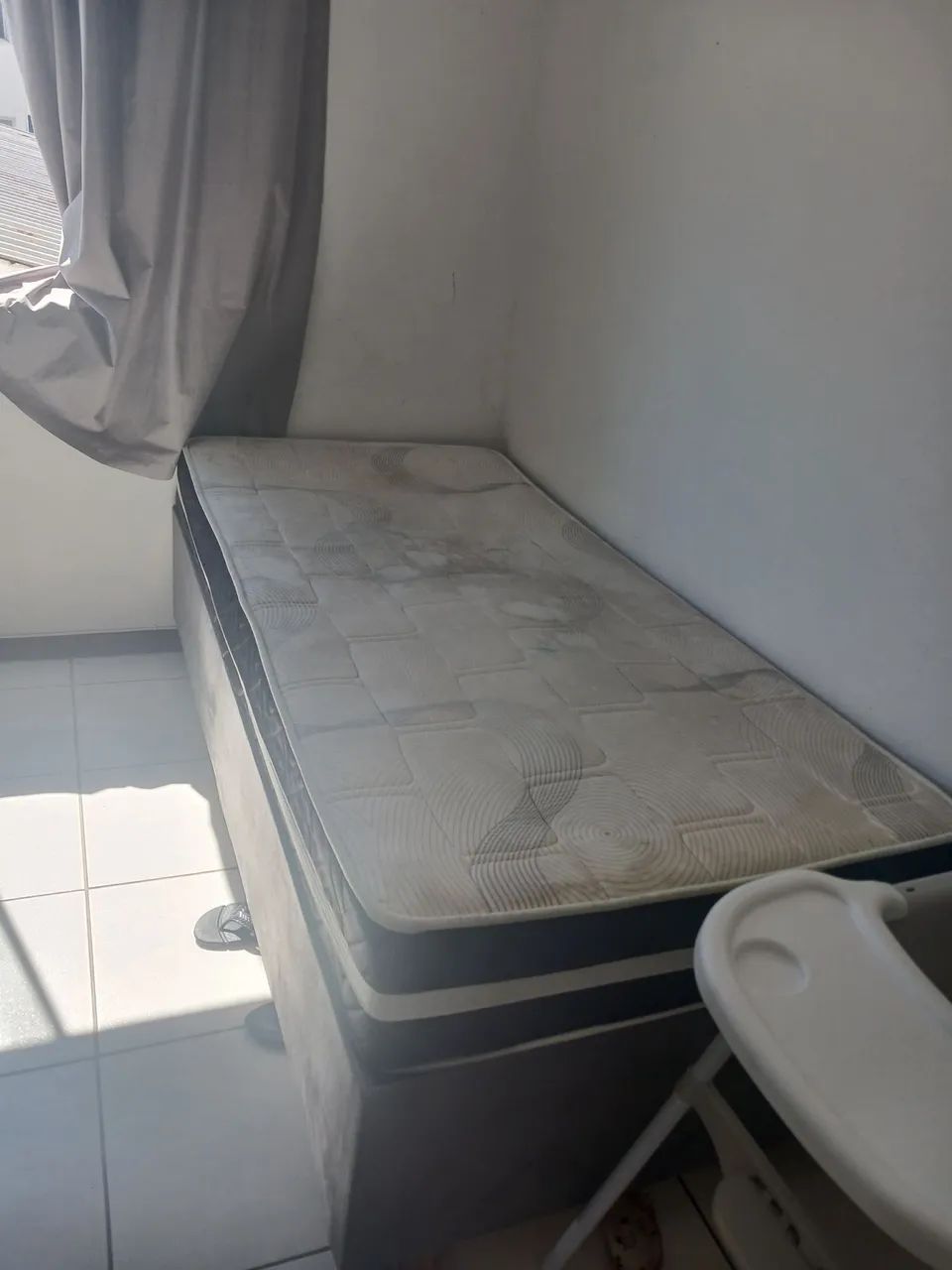 Cama box