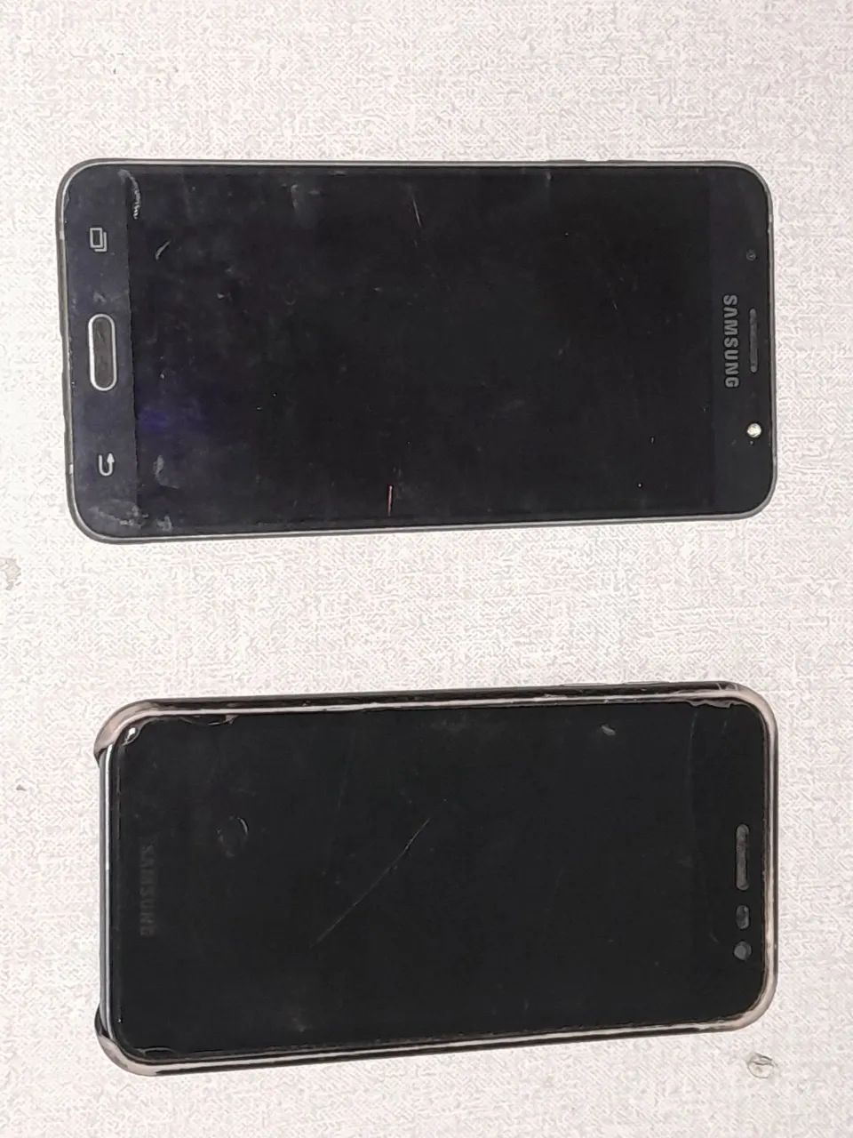 CELULARES COM DEFEITOS