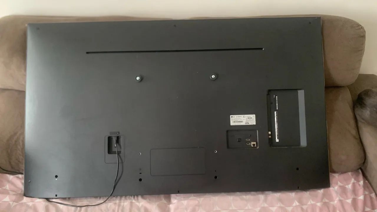 TV PHILCO 52? Polegadas smart 4K FULL HD 