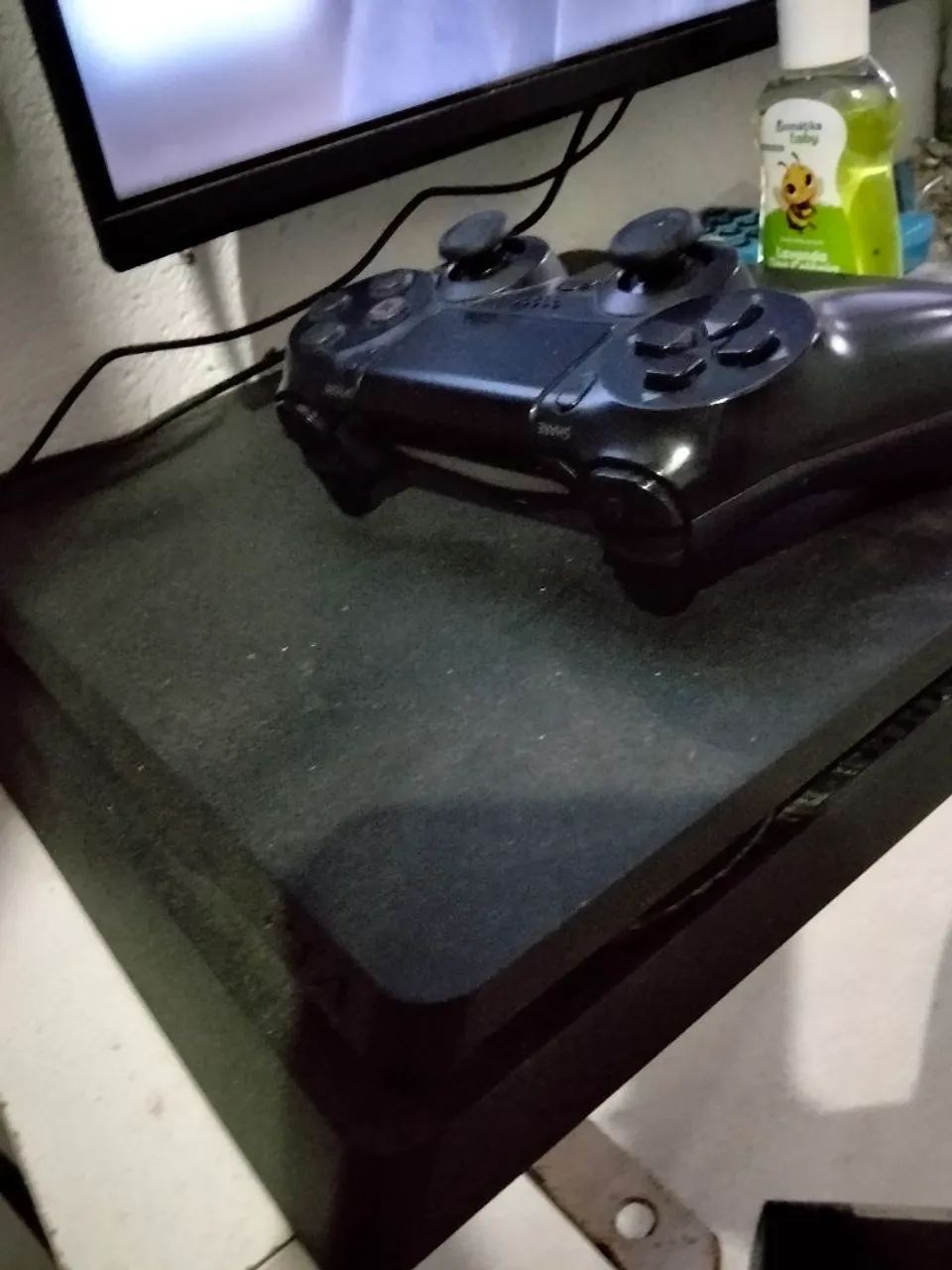 Playstation 4 slim Sony