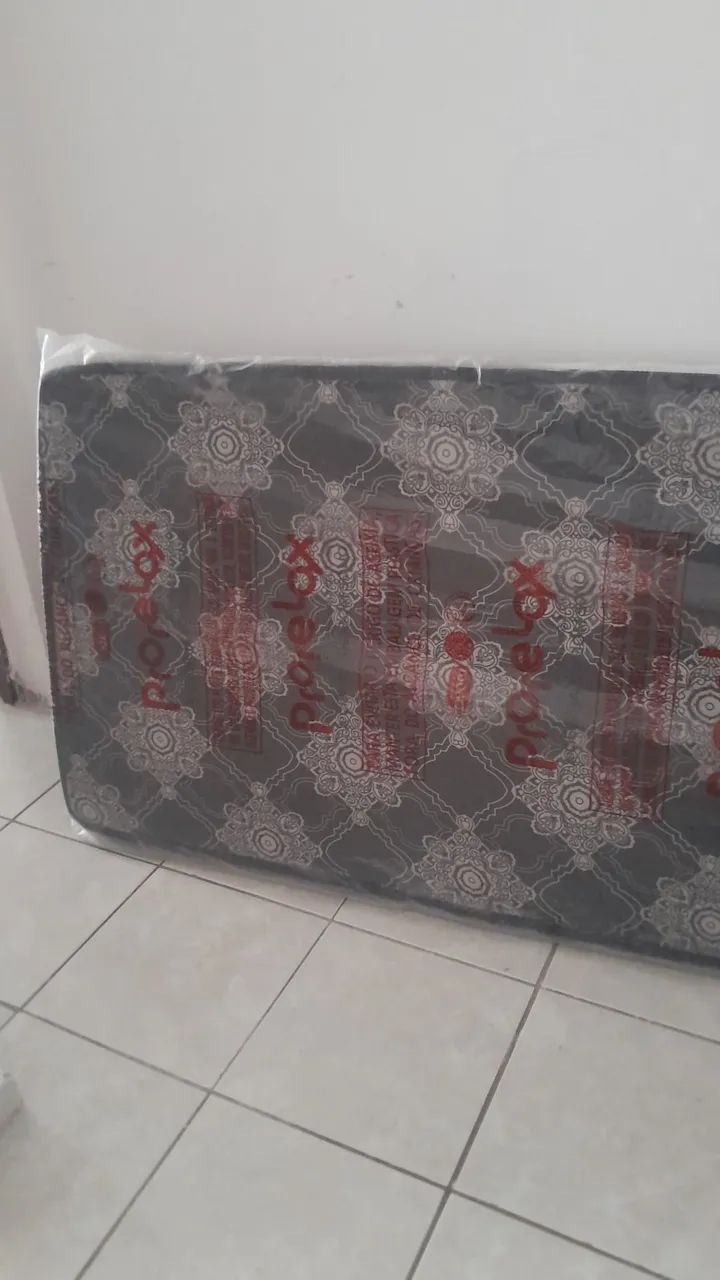 Colchão novo solteiro