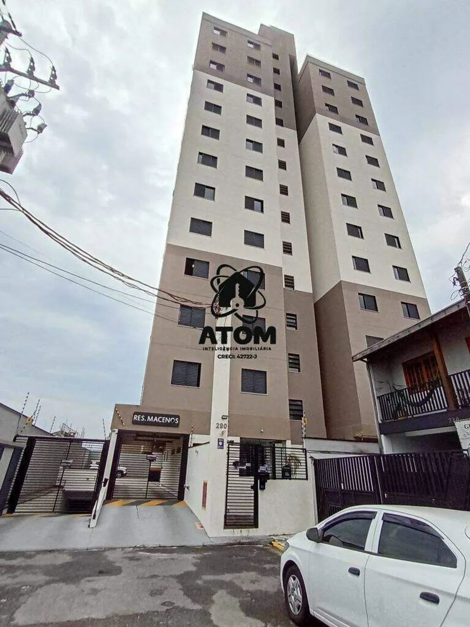 Apartamento com sacada à venda em Taubaté